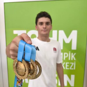 arel gultekin 46 turkiye rekoru kirdi MKaAr7b5