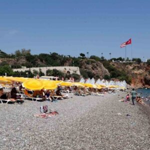 buyuksehir plajlari turist akinina ugruyor X2kNMymO