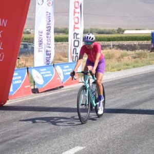 turkiye kupasi yol yarislari karamanda basladi BiQwq98W