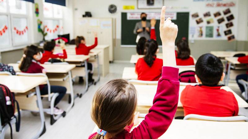 800 bin ogretmen atama beklerken ilahiyat mezunlari sinif ogretmeni yapildi iddiasi 4pXvDgFX