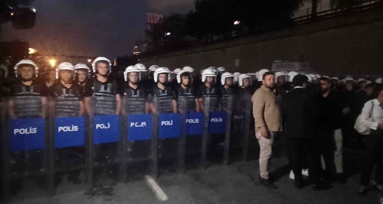 chp istanbul il baskanligi onunde yasanan olaylarla ilgili sorusturma baslatildi LmMa7cNY