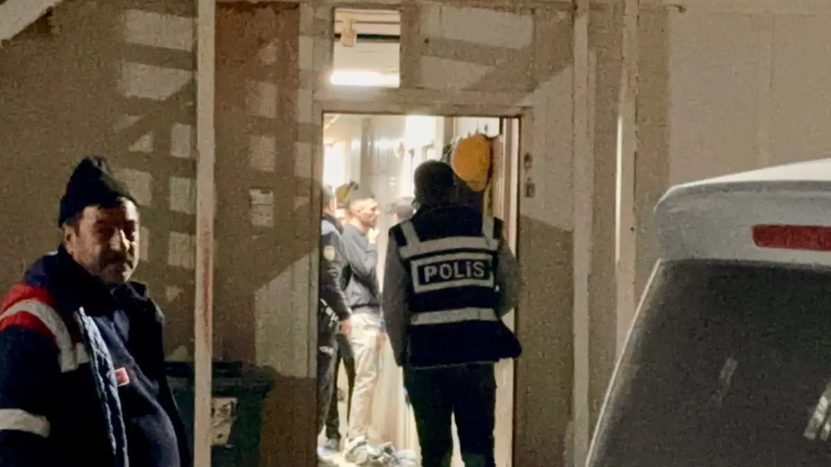 isci hastanede hayatini kaybetti VfKGNjrv.jpg