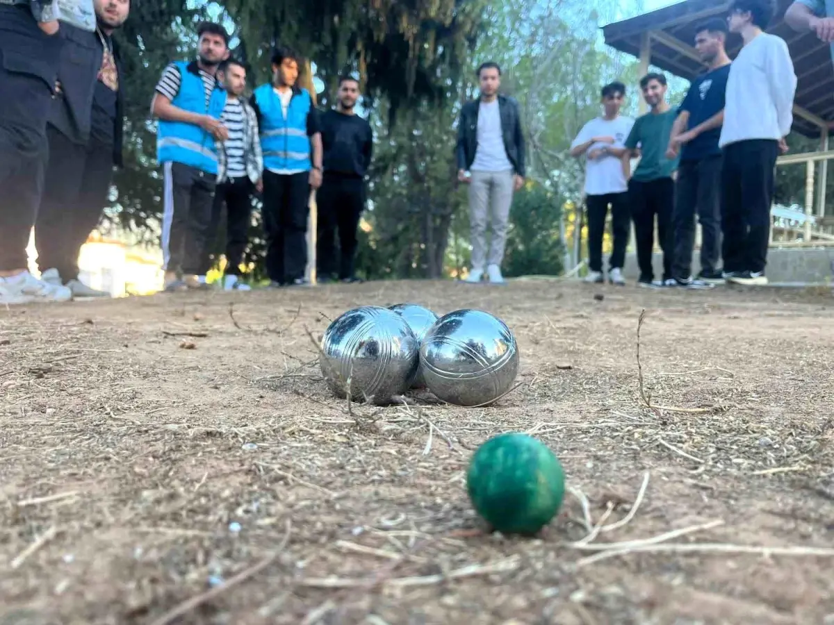 muglada bocce turnuvasi heyecani Pndm1113