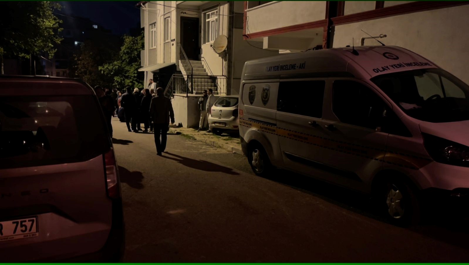 yanlislikla kizini vurunca canina kiydi UlbIDY3z.jpg