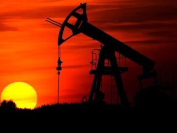 Brent Petrol Fiyatları Yeniden 110 Doları Aştı