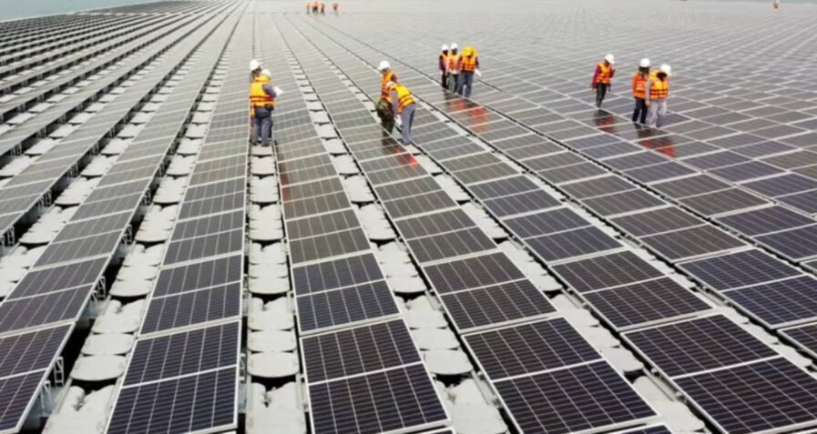 Afrika’da Güneş Enerjisi Devrimi: Çin İhracatı Zirveye Ulaştı