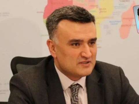 Agac kesimiyle gundeme gelen odtu rektoru ahmet yozgatligil agaclarin golgesinden bahsetti fVgbdxgN
